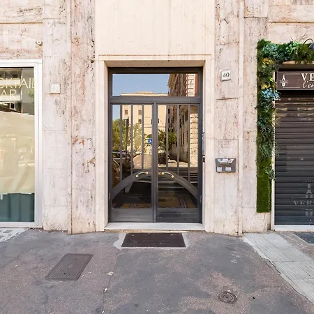 San Giovanni Attico Luxury Vicino Metro A E C רומא