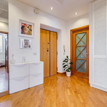 San Giovanni Attico Luxury Vicino Metro A E C דירה